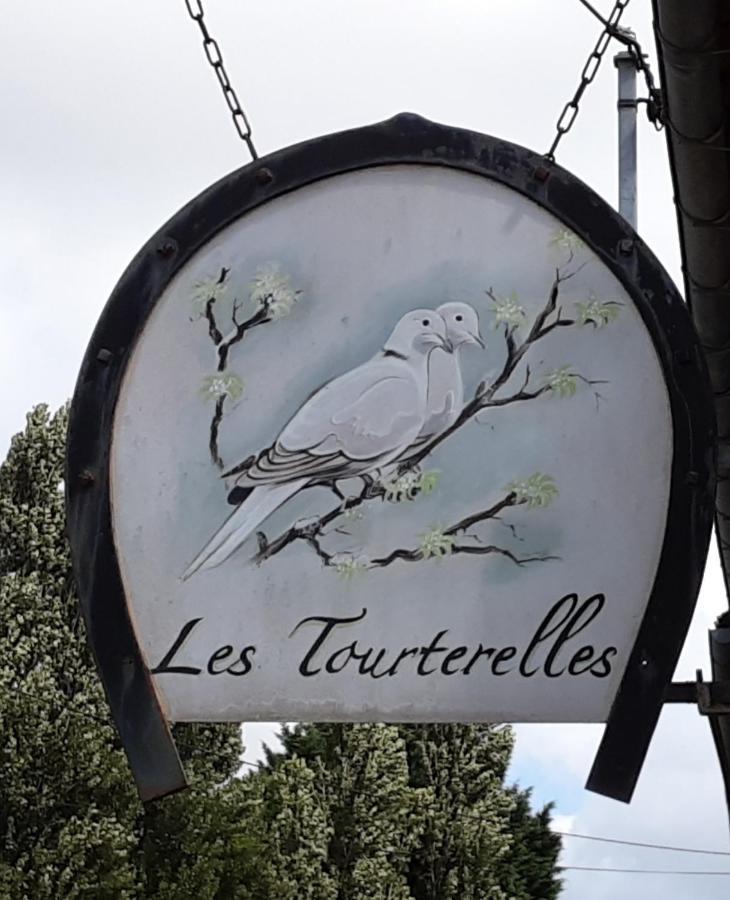 La Tourterelle Lägenhet Thaims Exteriör bild